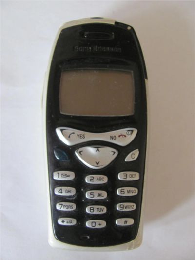 Лот: 7175073. Фото: 1. Sony Ericsson T200. Кнопочные мобильные телефоны