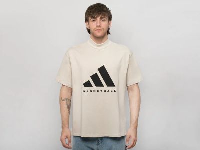 Лот: 24973764. Фото: 1. Футболка Adidas. Футболки, поло