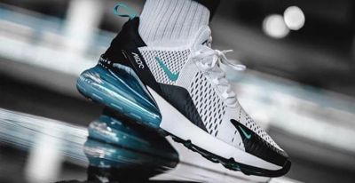 Лот: 12367998. Фото: 1. Кроссовки Nike Air Max 270 Flyknit... Кеды, кроссовки, слипоны