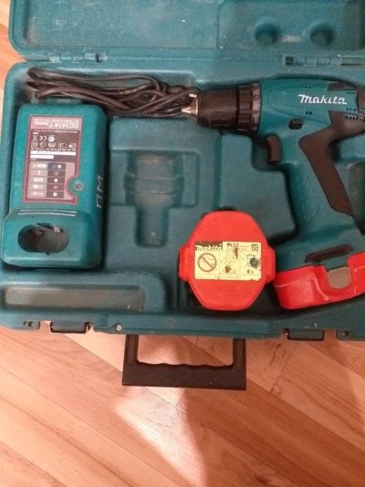 Лот: 13950569. Фото: 1. Шуруповерт Makita 6281D. Электроинструмент