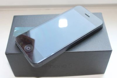 Лот: 4019365. Фото: 1. iPhone 5 16Gb. Смартфоны
