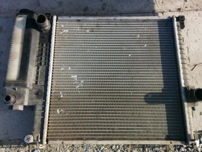 Лот: 10247295. Фото: 1. Радиатор E36 60623A. Двигатель и элементы двигателя