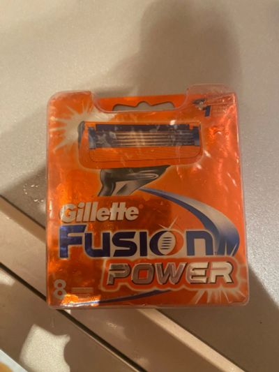 Лот: 21246731. Фото: 1. Gillette. Бритвенные станки и лезвия