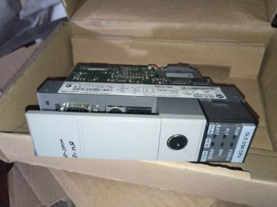Лот: 19571029. Фото: 1. Контроллер allen bradley 1747-L... Платы расширения, контроллеры, доп. порты