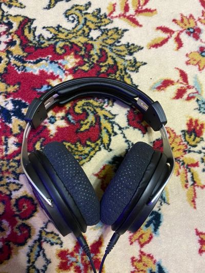 Лот: 16704989. Фото: 1. Охватывающие наушники Shure SRH1540. Наушники, гарнитуры