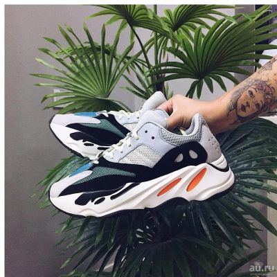 Лот: 13845289. Фото: 1. Кроссовки Adidas yeezy boost 700... Кеды, кроссовки, слипоны