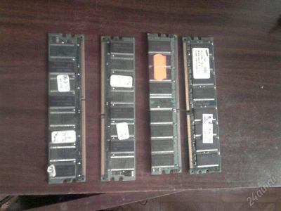 Лот: 818107. Фото: 1. Память DDR 4шт. по 512mb. Оперативная память