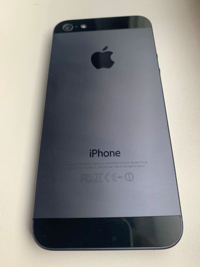 Лот: 14946571. Фото: 1. Iphone 5 16 Gb. Смартфоны