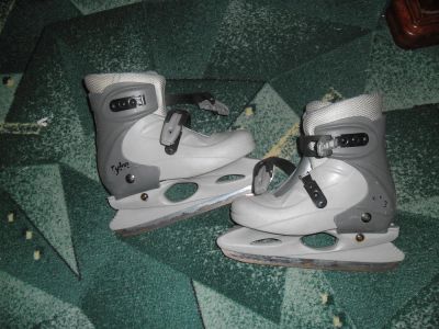 Лот: 5510259. Фото: 1. коньки. Другое (обувь)