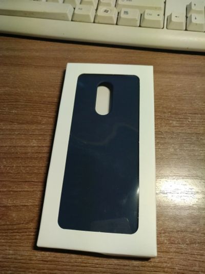 Лот: 11939808. Фото: 1. чехол на Xiaomi Redmi 5 оригинальный. Чехлы, бамперы