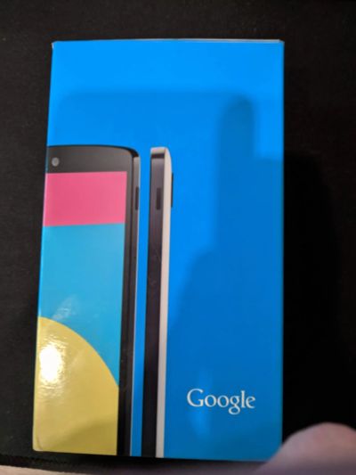 Лот: 17355601. Фото: 1. Смартфон Nexus 5 16GB. Смартфоны