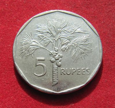 Лот: 20865748. Фото: 1. Сейшелы 5 рупий, 2010г. Большая. Африка