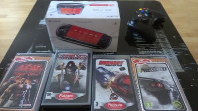 Лот: 3133448. Фото: 1. PSP Slim + 3 диска. Игровые приставки, консоли