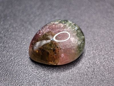 Лот: 21088060. Фото: 1. Кабошон: 4.48 ct. Турмалин Арбузный... Драгоценные и поделочные камни