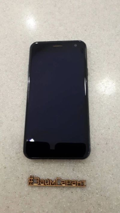 Лот: 12093049. Фото: 1. Смартфон Wileyfox Spark. Смартфоны
