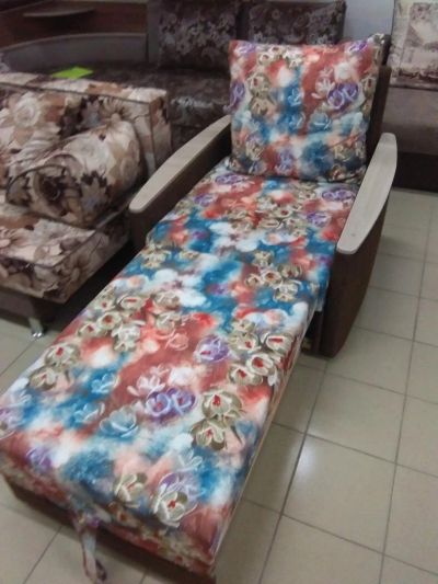 Лот: 9908008. Фото: 1. Кресло-кровать с подушкой!!!. Кресла, пуфы