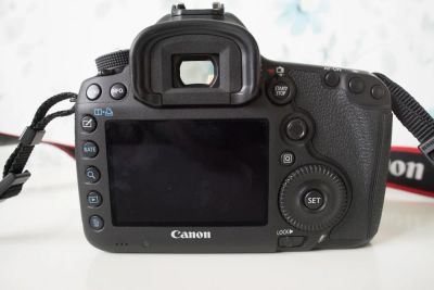 Лот: 7015391. Фото: 1. Canon EOS 5D Mark III Body. Цифровые зеркальные