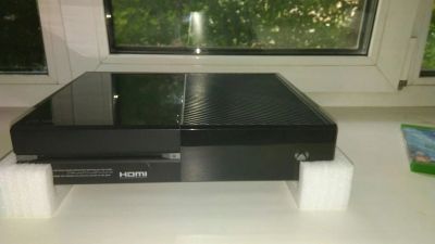 Лот: 10093934. Фото: 1. Xbox One 500GB. Игровые приставки, консоли