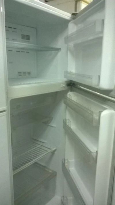 Лот: 6512834. Фото: 1. Холодильник Daewoo. Холодильники, морозильные камеры