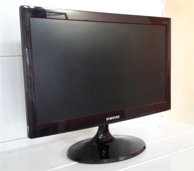 Лот: 11429743. Фото: 1. Монитор Samsung S20D300 (SS). ЖК-мониторы