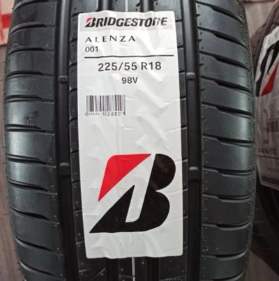 Лот: 19320362. Фото: 1. шины 225/55 R18 Bridgestone Alenza... Шины