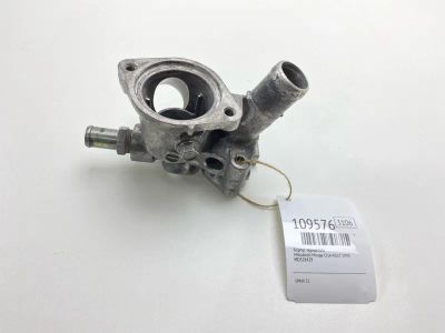 Лот: 25243330. Фото: 1. Корпус термостата Mitsubishi Mirage... Двигатель и элементы двигателя