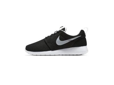 Лот: 25325700. Фото: 1. Кроссовки Nike Roshe Run. Кеды, кроссовки, слипоны