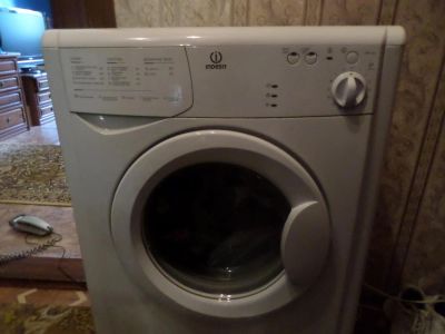 Лот: 7614497. Фото: 1. Стиральная машина Indesit WIU... Стиральные машины
