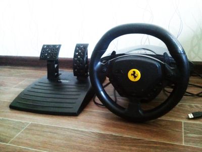 Лот: 3002085. Фото: 1. игровой РУЛЬ Thrustmaster Enzo... Рули, джойстики