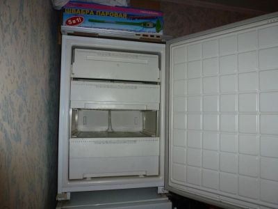Лот: 4462083. Фото: 1. Морозильная камера Бирюса 14. Холодильники, морозильные камеры