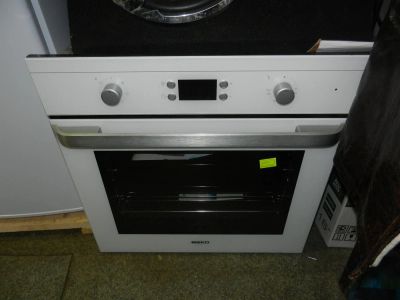 Лот: 3268404. Фото: 1. Духовой шкаф Beco OIE 24300W А3509. Микроволновки, мини-печи