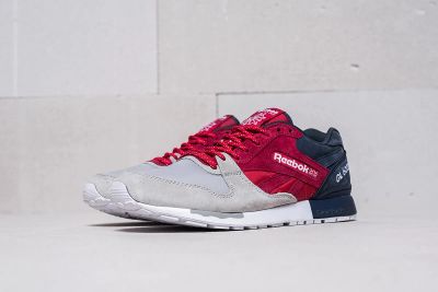 Лот: 11617973. Фото: 1. Кроссовки Reebok GL 6000. Кеды, кроссовки, слипоны