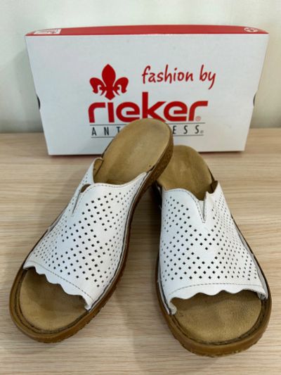 Лот: 20820317. Фото: 1. Rieker Сабо женские (кожа), р... Сабо