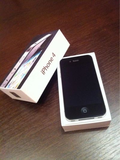 Лот: 4857866. Фото: 1. iPhone 4 8Gb black ptc в идеальном... Смартфоны