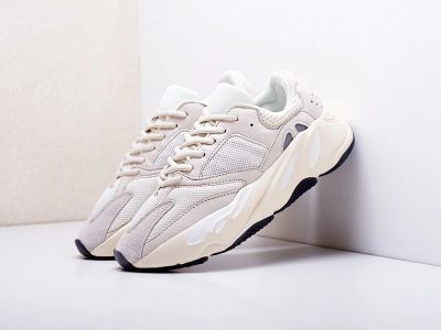Лот: 17095484. Фото: 1. Кроссовки Adidas Yeezy Boost 700... Кеды, кроссовки, слипоны