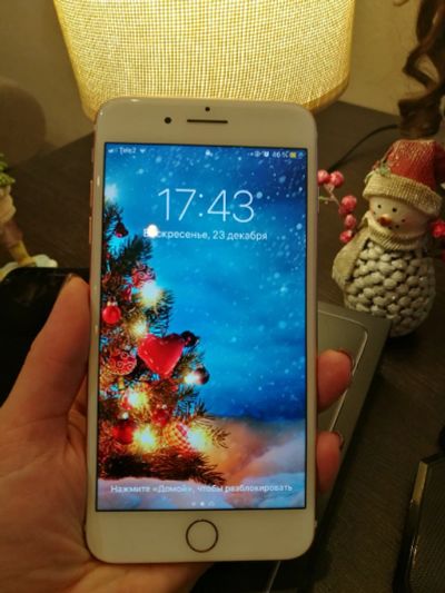 Лот: 12838831. Фото: 1. IPhone 7 plus Rose Gold 128Gb. Смартфоны