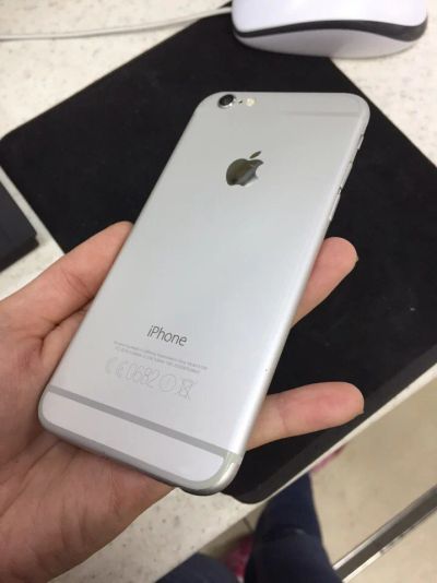 Лот: 9810182. Фото: 1. Iphone 6. Смартфоны