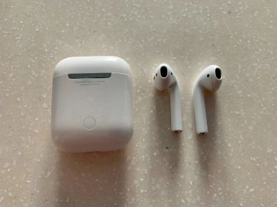 Лот: 17839633. Фото: 1. Беспроводные наушники apple airpods... Красноярск