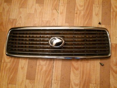 Лот: 11502355. Фото: 1. Решетка радиатора Toyota Progres... Кузов
