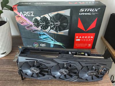 Лот: 25510244. Фото: 1. Radeon RX Vega 56. Видеокарты