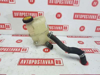 Лот: 20899026. Фото: 1. Бачок расширительный Toyota Prius... Двигатель и элементы двигателя