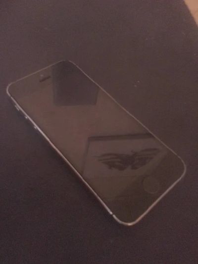 Лот: 13978601. Фото: 1. Iphone 5s 16GB. Смартфоны