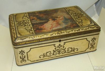 Лот: 11775789. Фото: 1. Коробка шкатулка жестяная старинная... Другое (антиквариат)