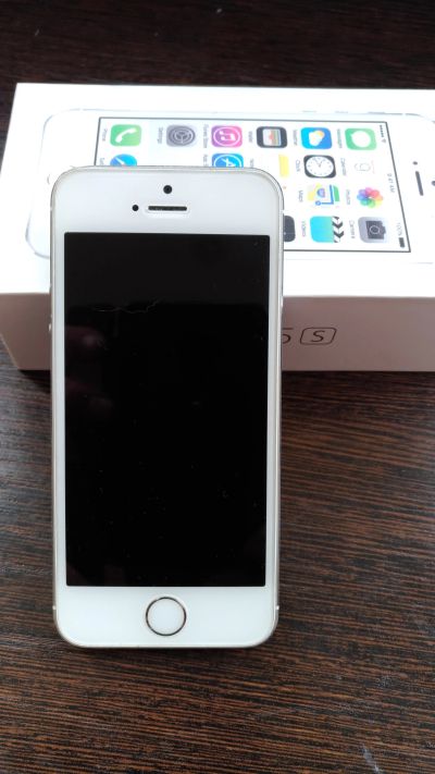 Лот: 11792113. Фото: 1. iphone 5s. Смартфоны