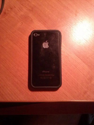 Лот: 6188799. Фото: 1. Iphone 4S 16 гигов Черный. Смартфоны