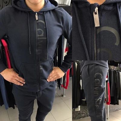 Лот: 10493083. Фото: 1. Костюм Calvin Klein. Костюмы классические, деловые