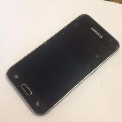 Лот: 9964924. Фото: 1. Samsung Galaxy J1. Смартфоны