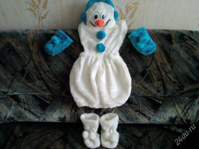 Лот: 1370232. Фото: 1. классный новогодний костюм "снеговик... Детские карнавальные, праздничные костюмы