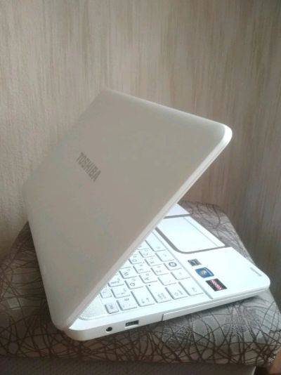 Лот: 14298783. Фото: 1. Toshiba L850D. AMD A10 4600M... Ноутбуки