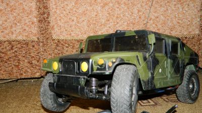 Лот: 4185230. Фото: 1. Hummer на радиоуправлении 4wd... Автомоделизм